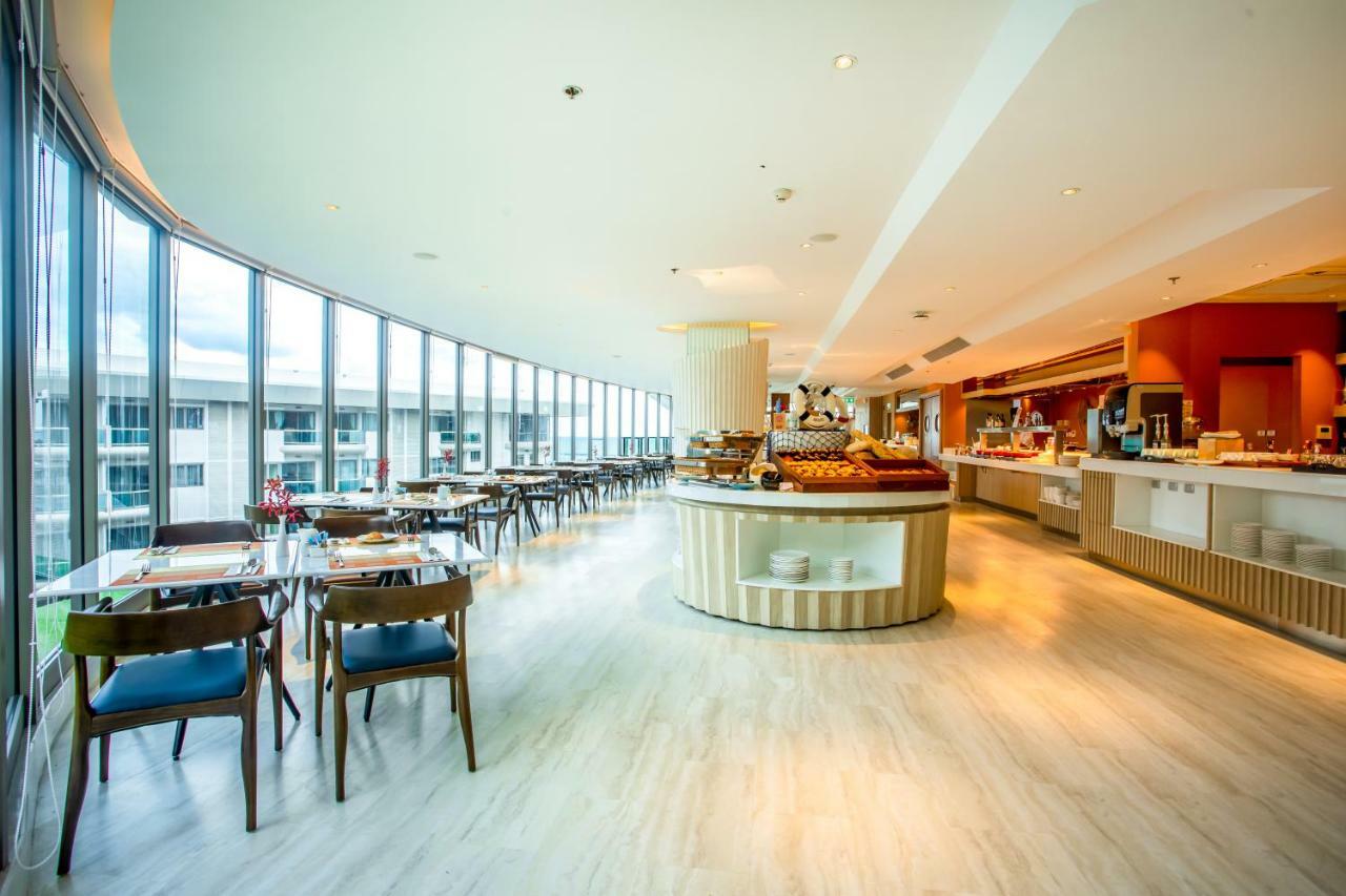 Centara Sonrisa Residences & Suites Sriracha Сі-Рача Екстер'єр фото